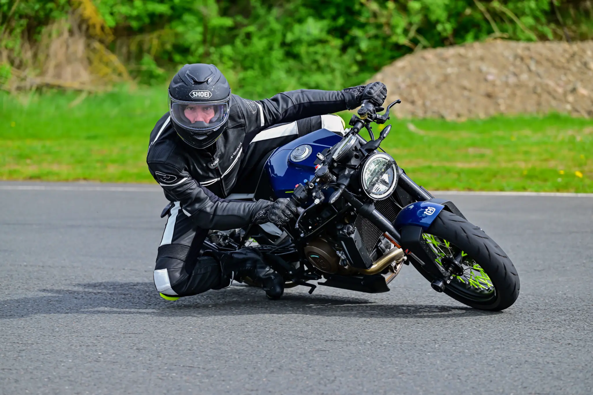 Marc Bauer auf dem Motorrad – die perfekte Rennlinie finden